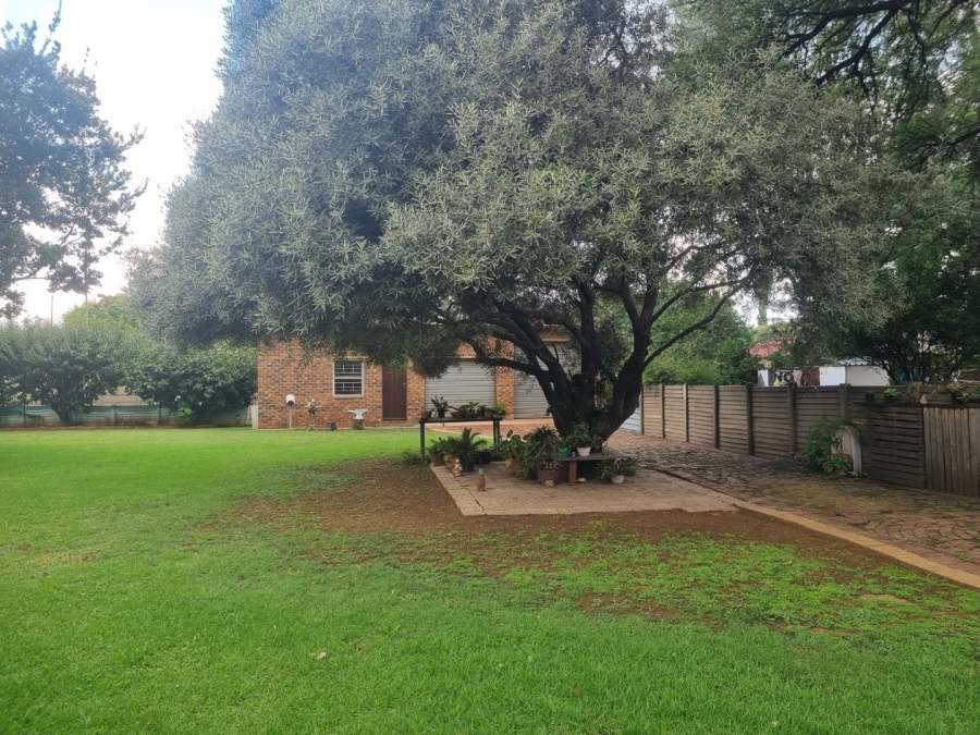 3 Bedroom Property for Sale in Vaalpark Free State